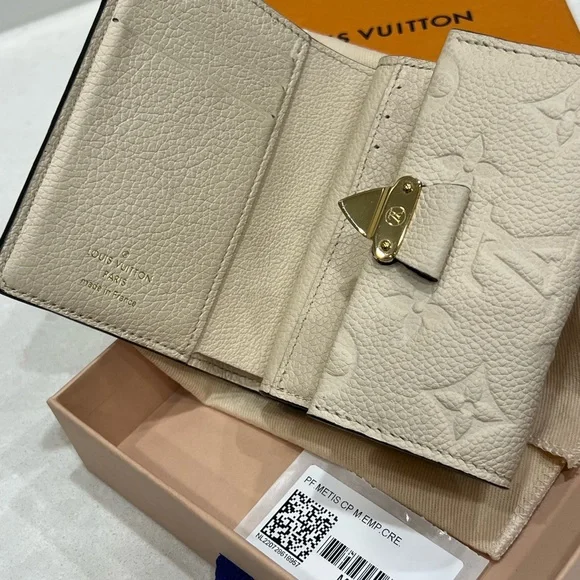 Louis Vuitton Métis Monogram Empreinte Wallet - Picture 5 of 7